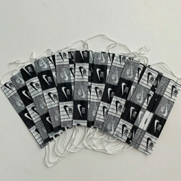 100pieces/ 10 PKS Disposable Masks - Picture 3 of 5